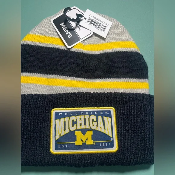 University of Michigan Wolverines Knit Beanie Men’s NWT - Picture 1 of 2